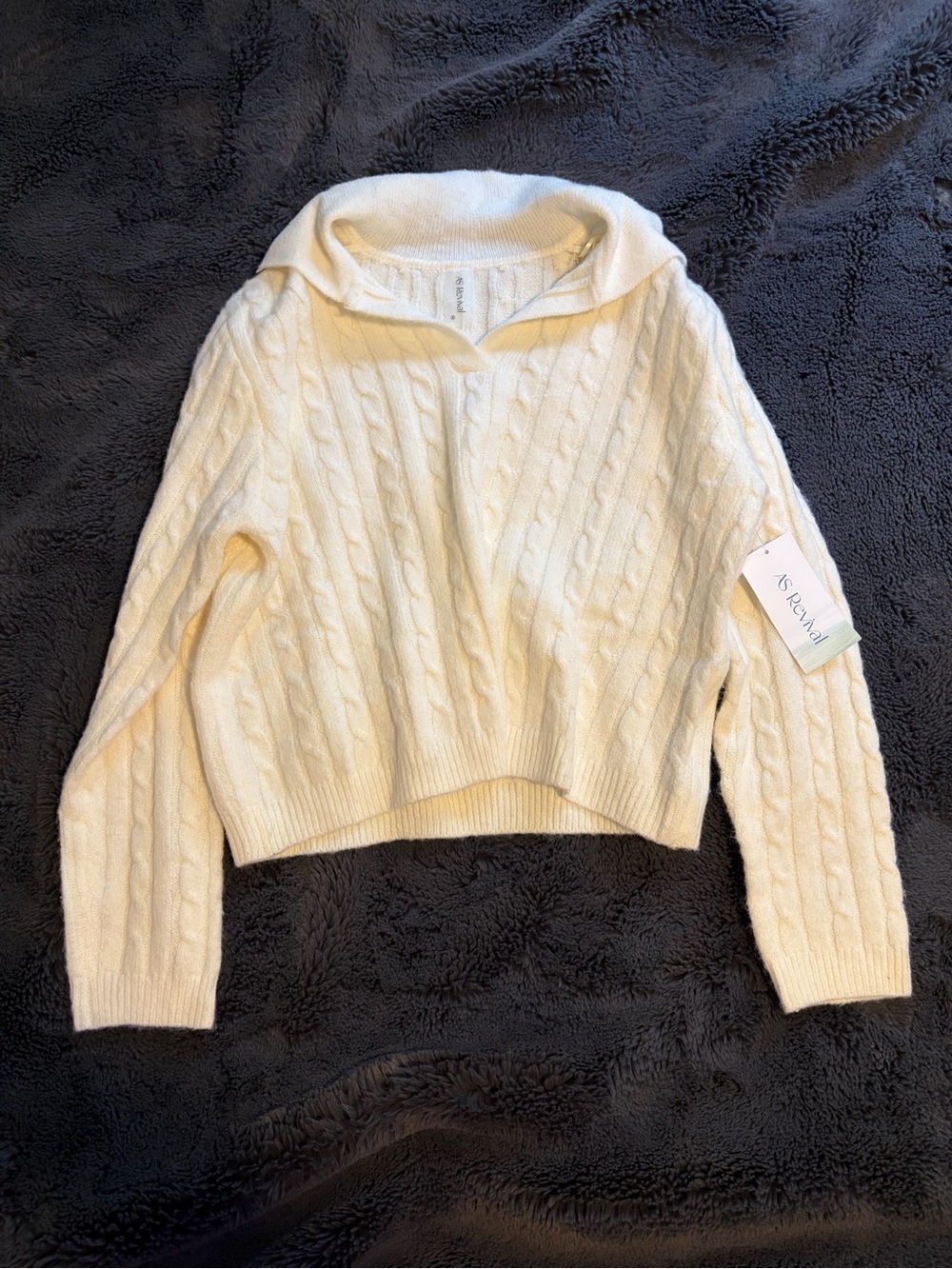Collared Cable-Knit V-Neck Sweater in Cream